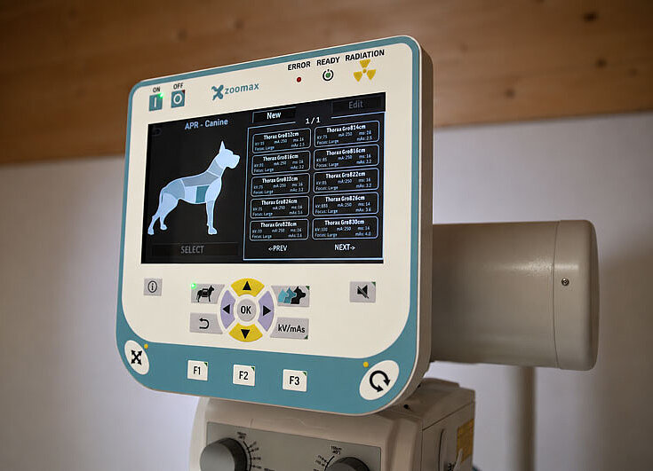 X-ray panel in a veterinary practice in Aachen.